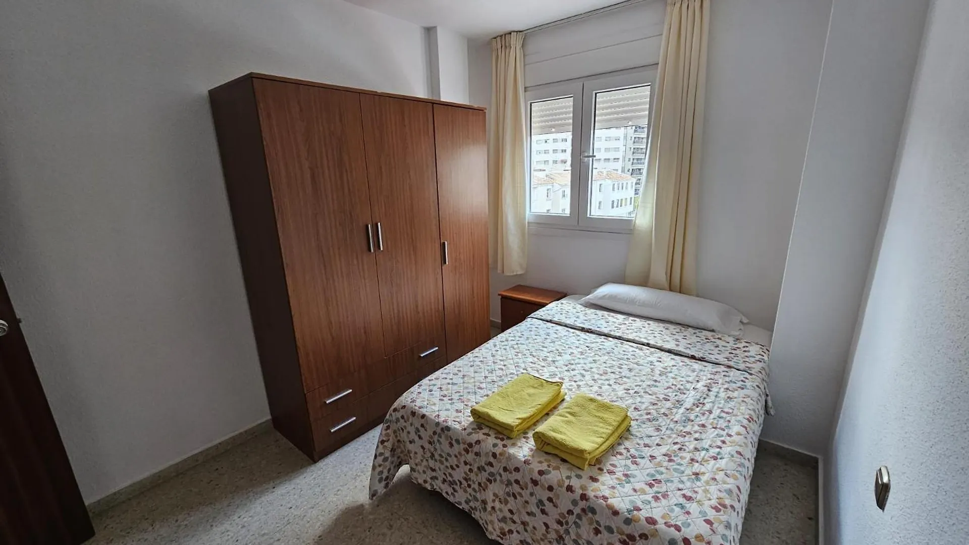 Preciosa Habitacion Centro Malaga Enfrente El Corte Ingles Estacion De Tren Y Metro La Mejor Zona De Malaga Casco Antiguo 홈스테이