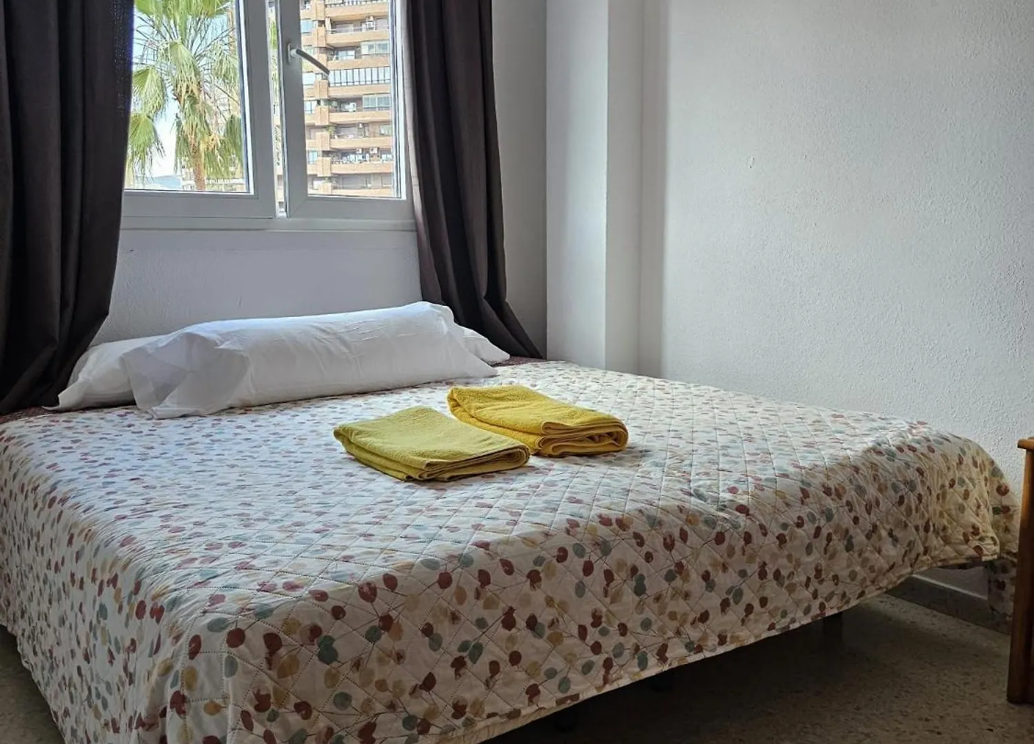 Habitación en casa particular Preciosa Habitacion Centro Malaga Enfrente El Corte Ingles Estacion De Tren Y Metro La Mejor Zona De Malaga Casco Antiguo