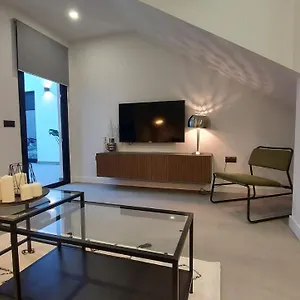  Apartament Rent4 Mercedes